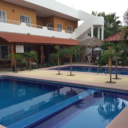 Bungalows Casa Grande Aparthotel San Patricio Melaque Exterior photo